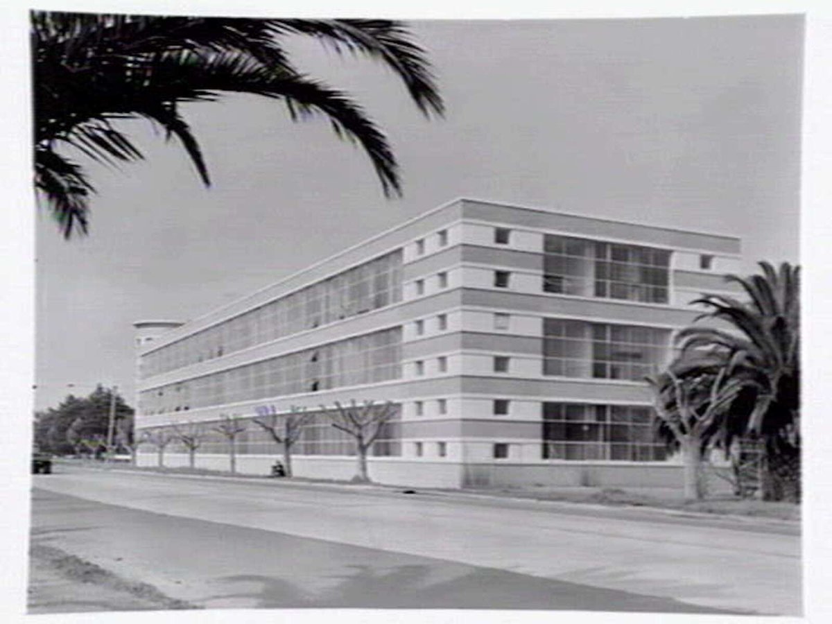 Caulfield Technical College, Dandenong Rd., Caulfield (1949)