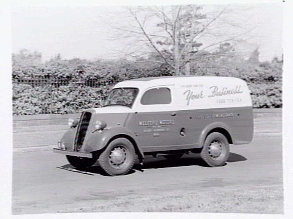 Ford van for Melford Motors, 615-633 LaTrobe Street, Melbourne, Melbourne City (c. 1950)