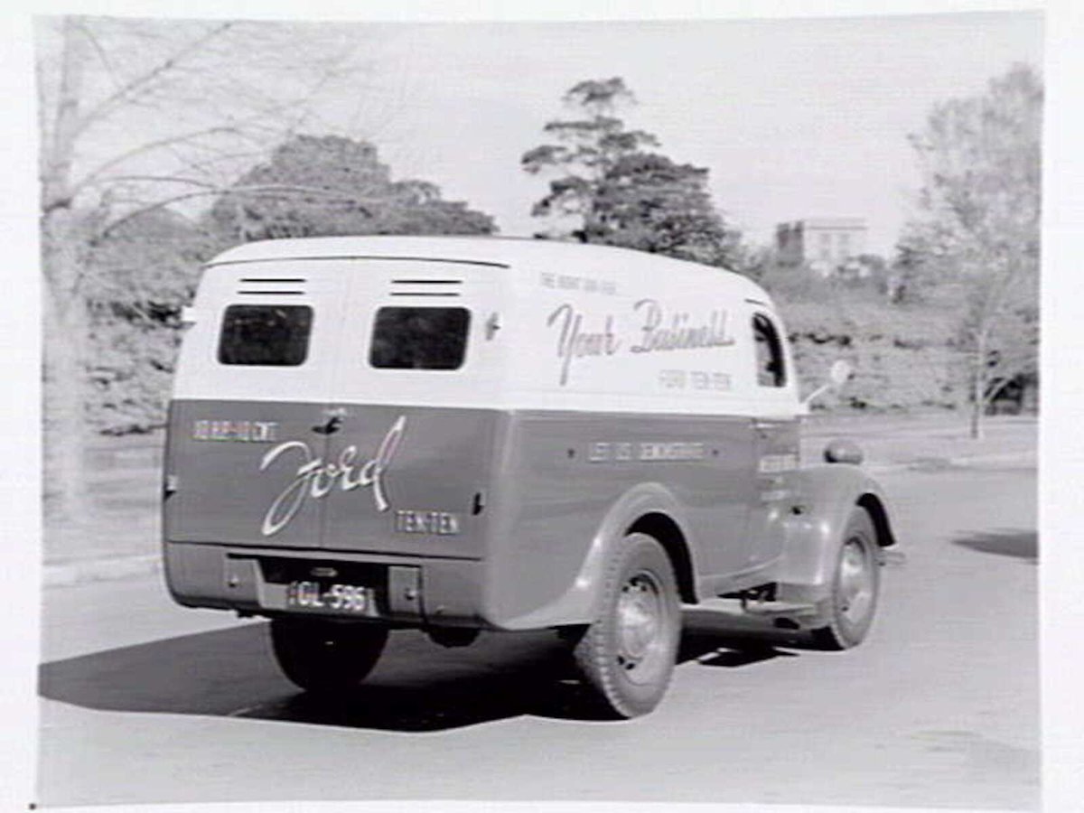 Ford van for Melford Motors, 615-633 LaTrobe Street, Melbourne, Melbourne City (1947–53)