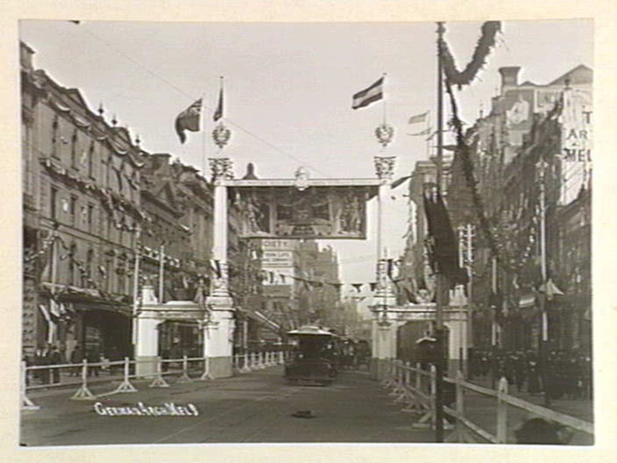 German Arch [Collins Street] Melb. [i.e. Melbourne], Melbourne City (1939)