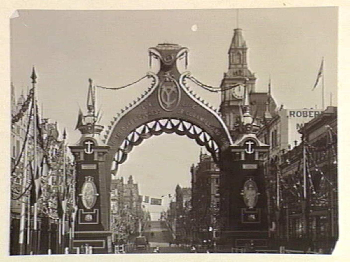 Bourke Street, looking west from Swanston Street, Melbourne City (c. 1901)