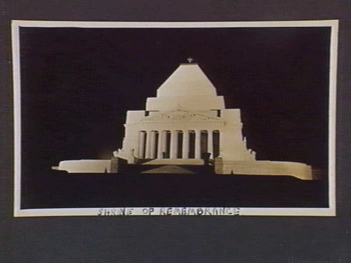 Shrine of Remembrance [Melbourne], Melbourne City (1934)