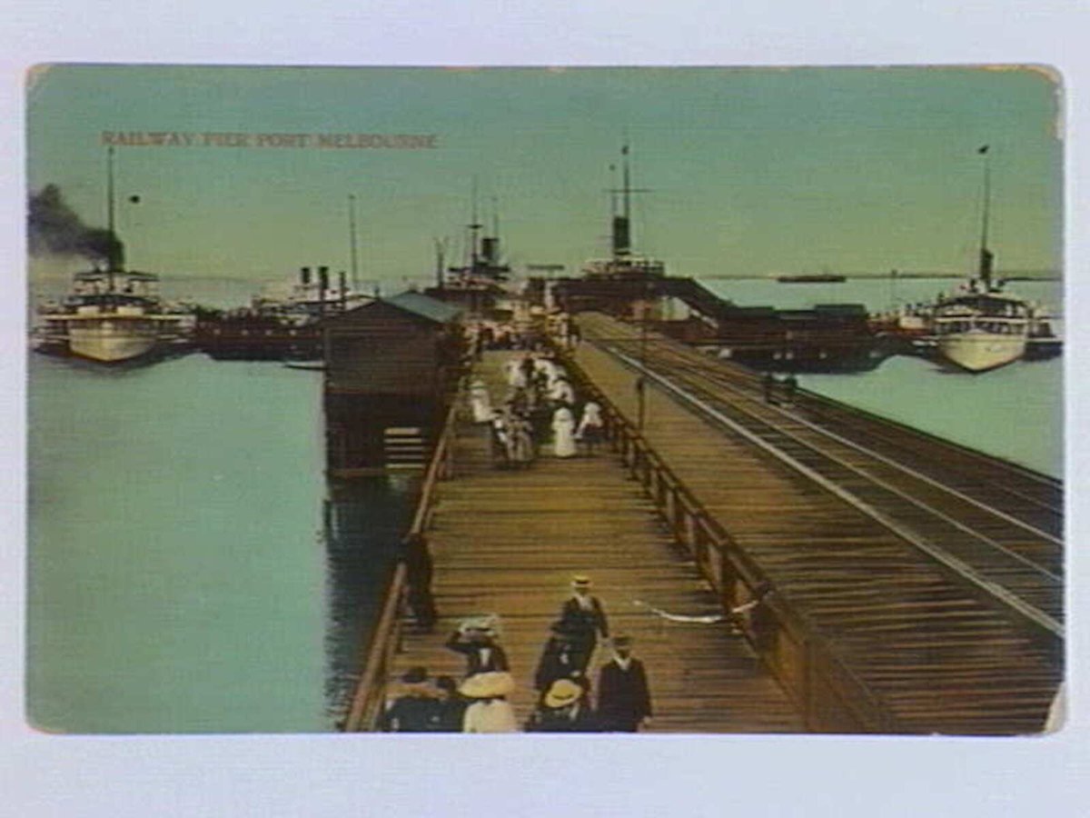 RAILWAY PIER PORT MELBOURNE (c. 1910)