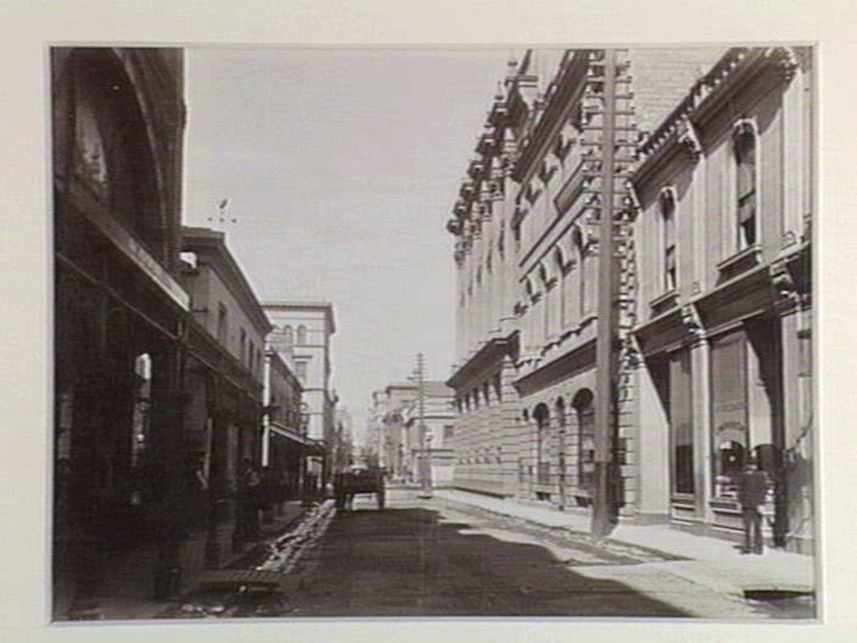 Little Collins St. looking west, Melbourne City (1876–94)