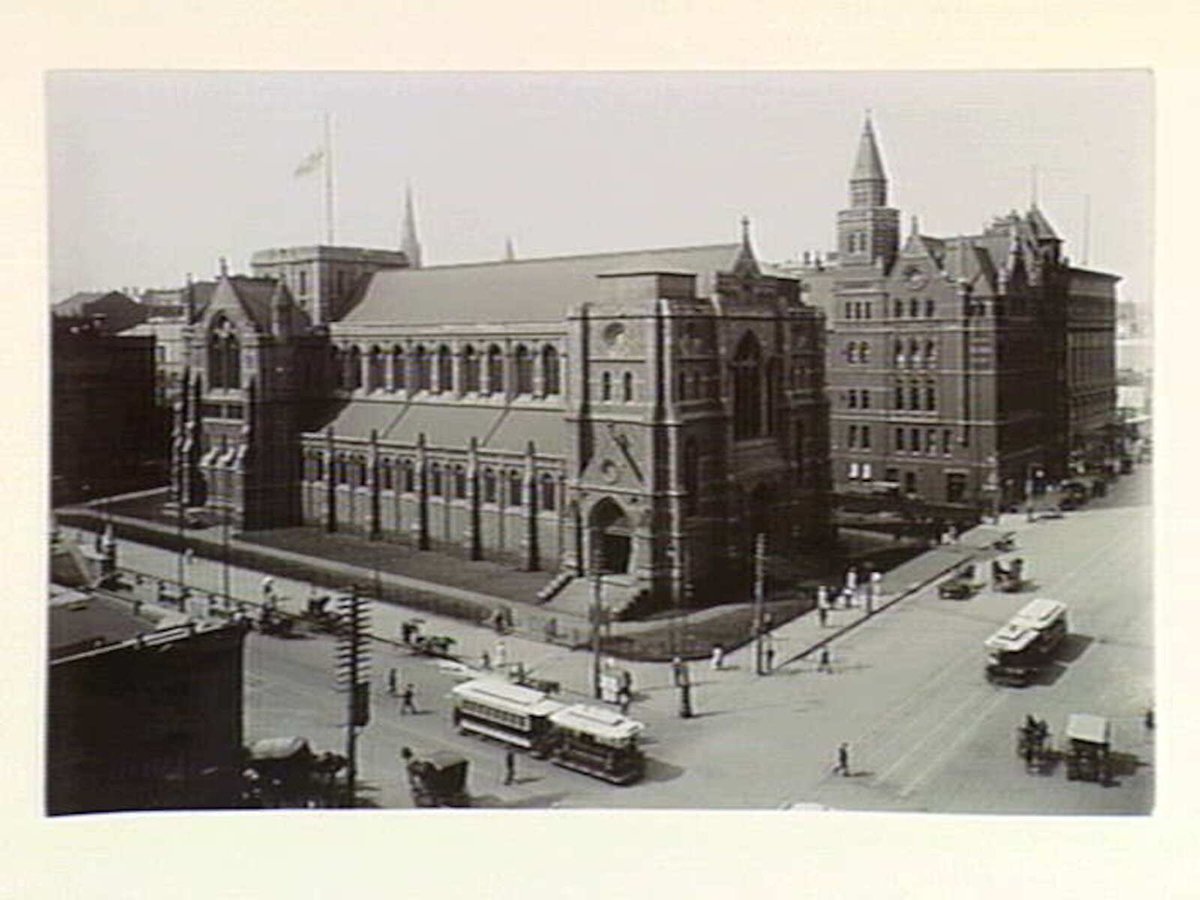 Swanston and Flinders Streets, Melbourne City (1913–14)