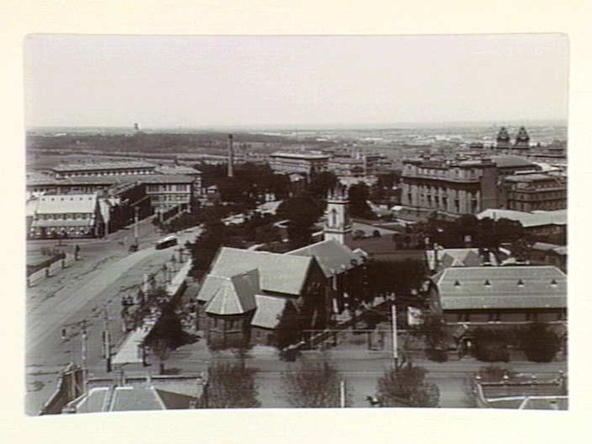Gisborne Street, East Melbourne, looking south (1913–14)