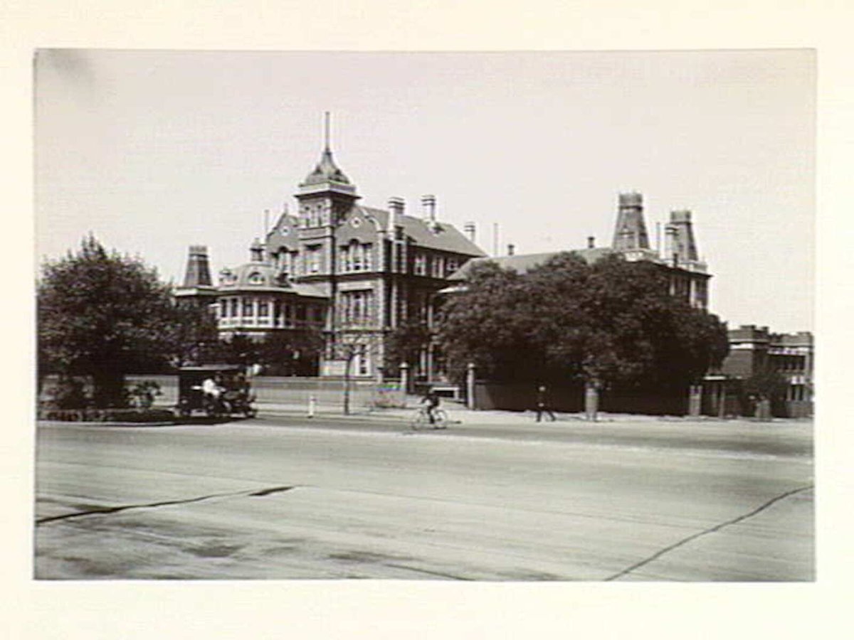 Homeopathic Hospital, St. Kilda Road, Melbourne City (1913–14)