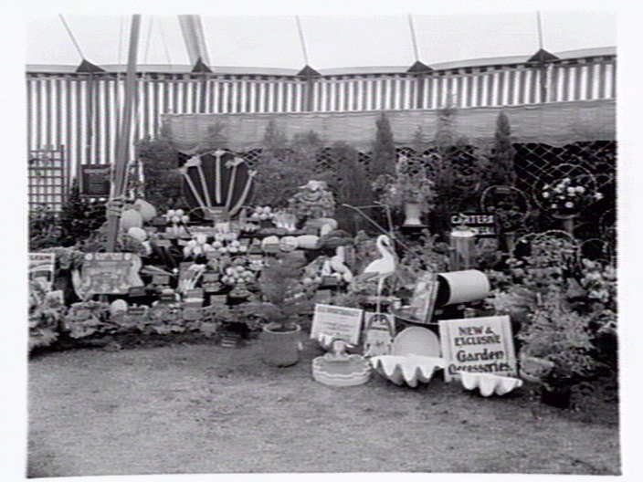 W.C. Carter of Murrumbeena displays for Garden Week 1941
