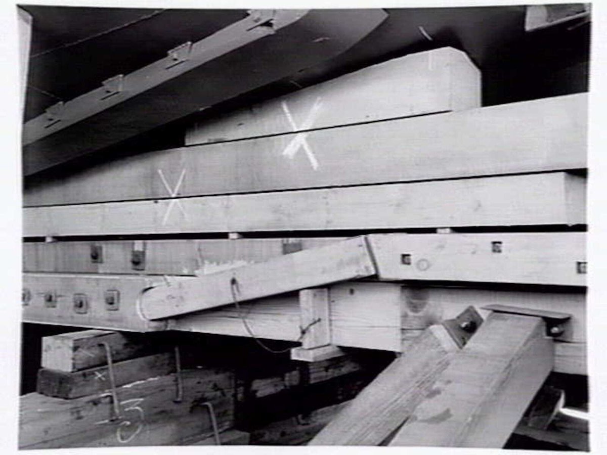 Launching gear at Johnson's Tyne foundry, Yarra Bank, South Melbourne (c. 1943)
