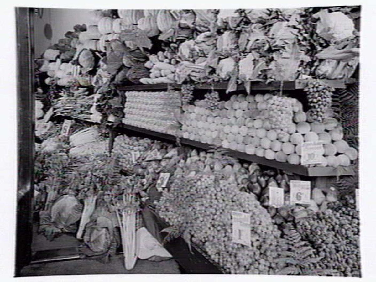 Glen Iris Fruit Supply, 1525 High St., Glen Iris (1949)