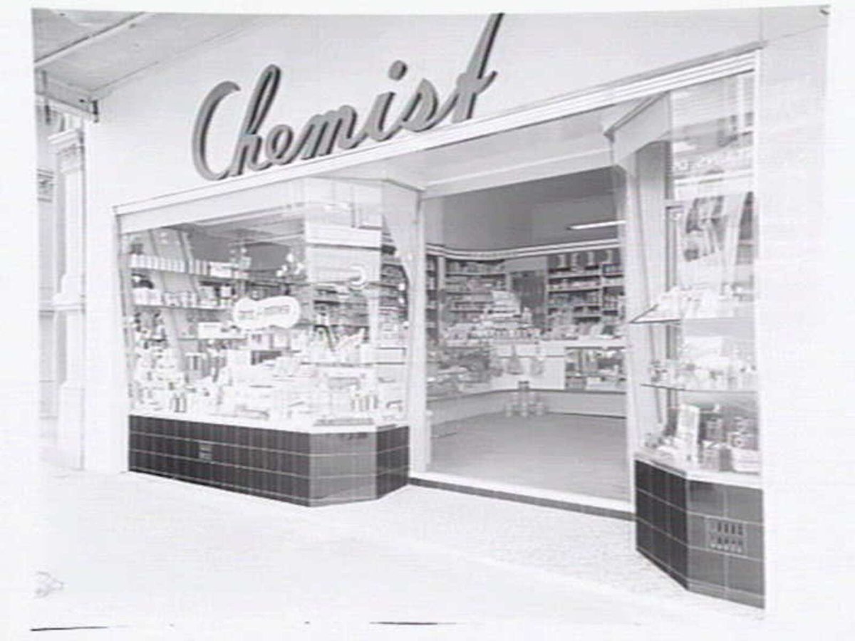 K.T. Williams, chemist shop at 599 Station St., Box Hill, showing both interior and exterior (1949)