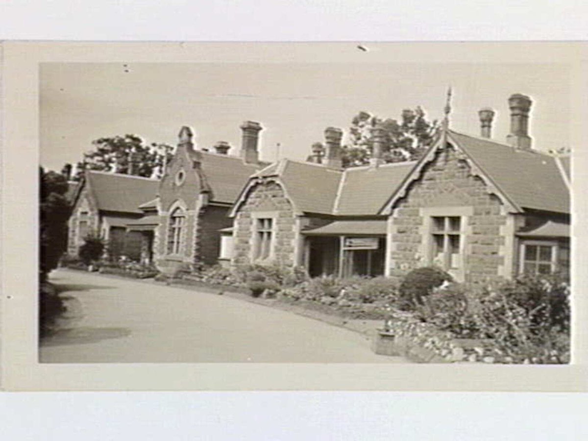 Old Colonists' Homes, Rushall Cres., North Fitzroy, Fitzroy North (1933)