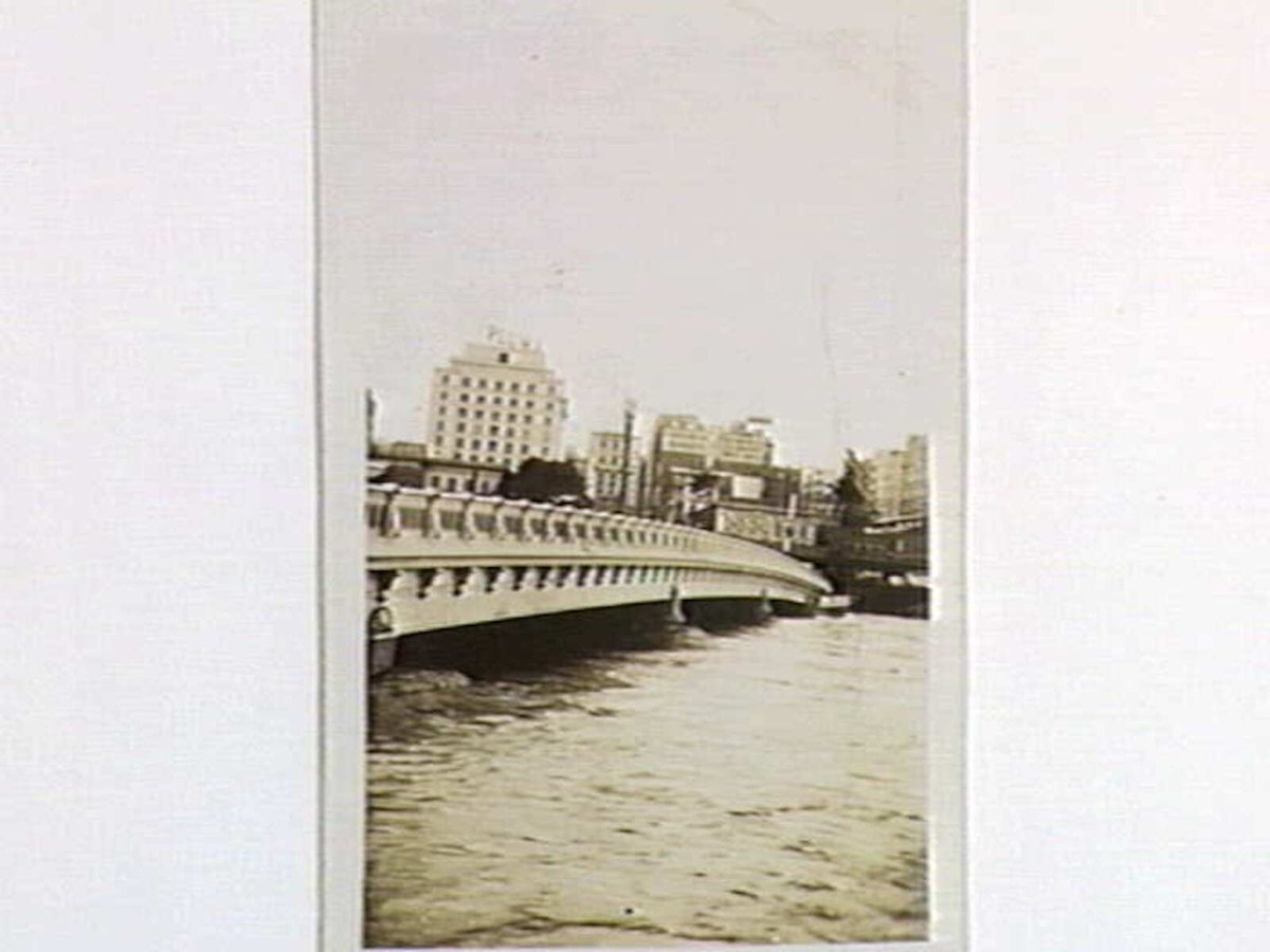 Queens Bridge [Melbourne, Vic.], Melbourne City (1935)