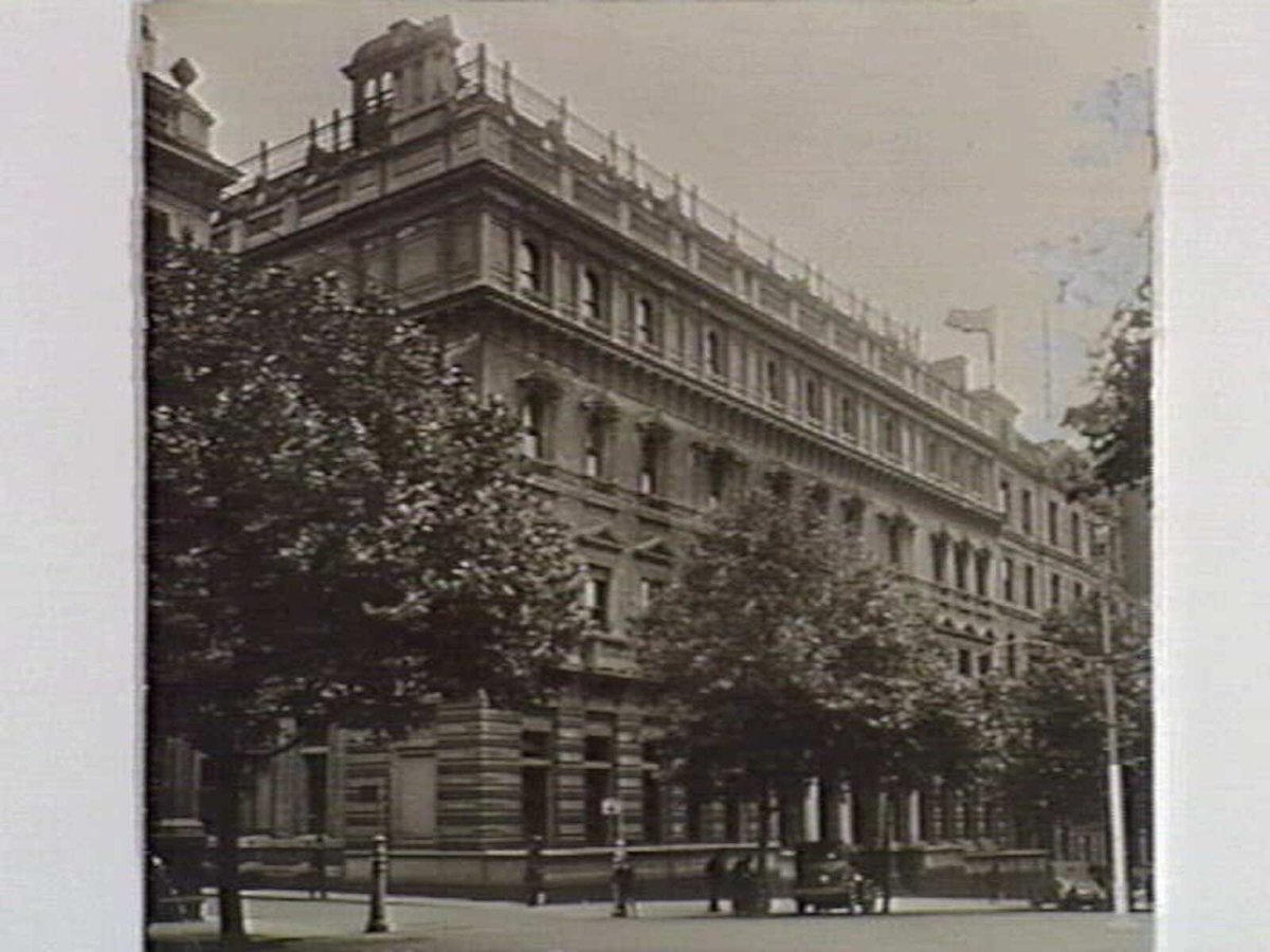 Australian Club, 110 William Street, Melbourne, Melbourne City (c. 1930)