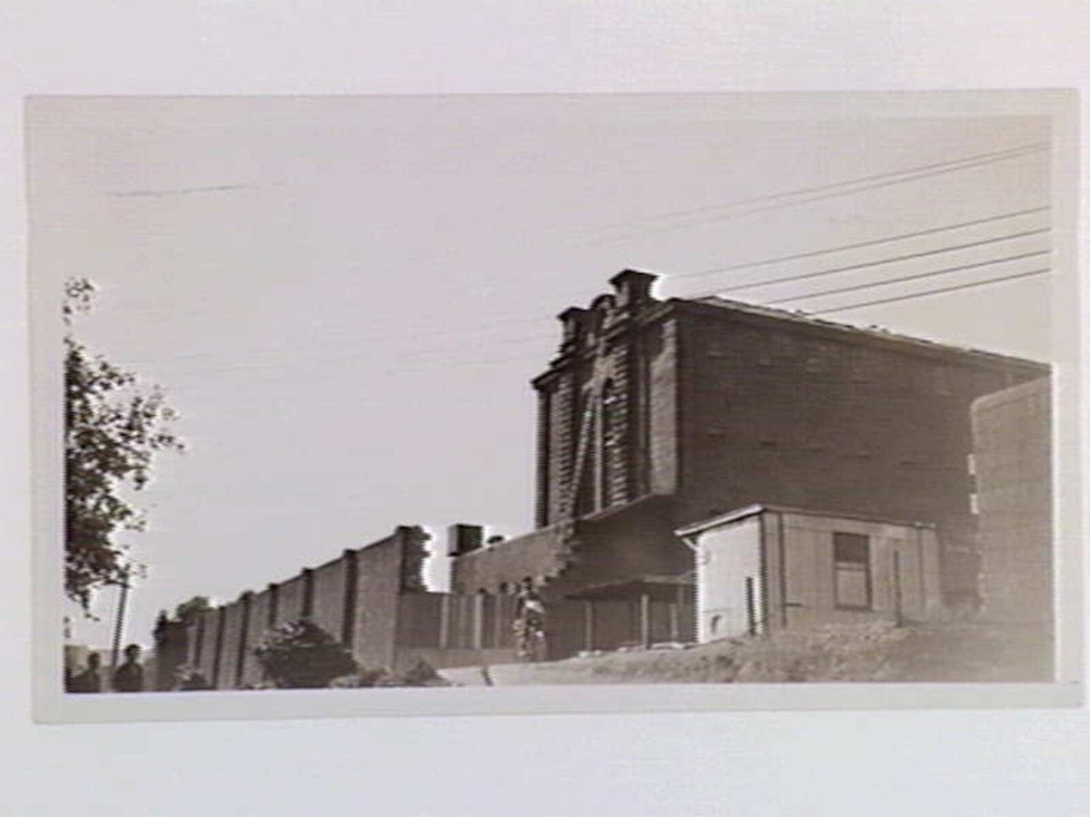 Demolition of the Old Melbourne Gaol, Russell Street, Melbourne City (1937)