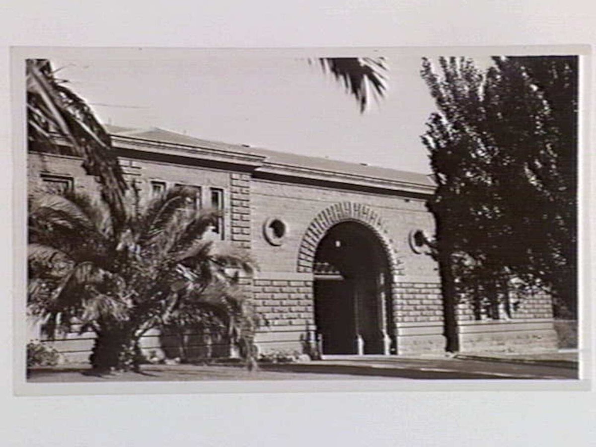 Old Melbourne Gaol, Russell Street, Melbourne City (1937)