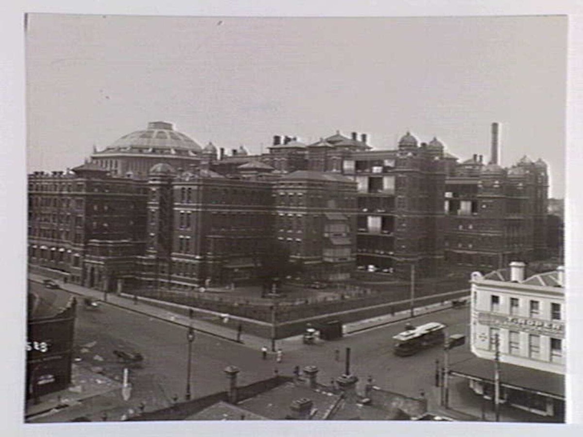 Melbourne Hospital, cnr. of Swanston and Lonsdale Streets, Melbourne City (c. 1920)
