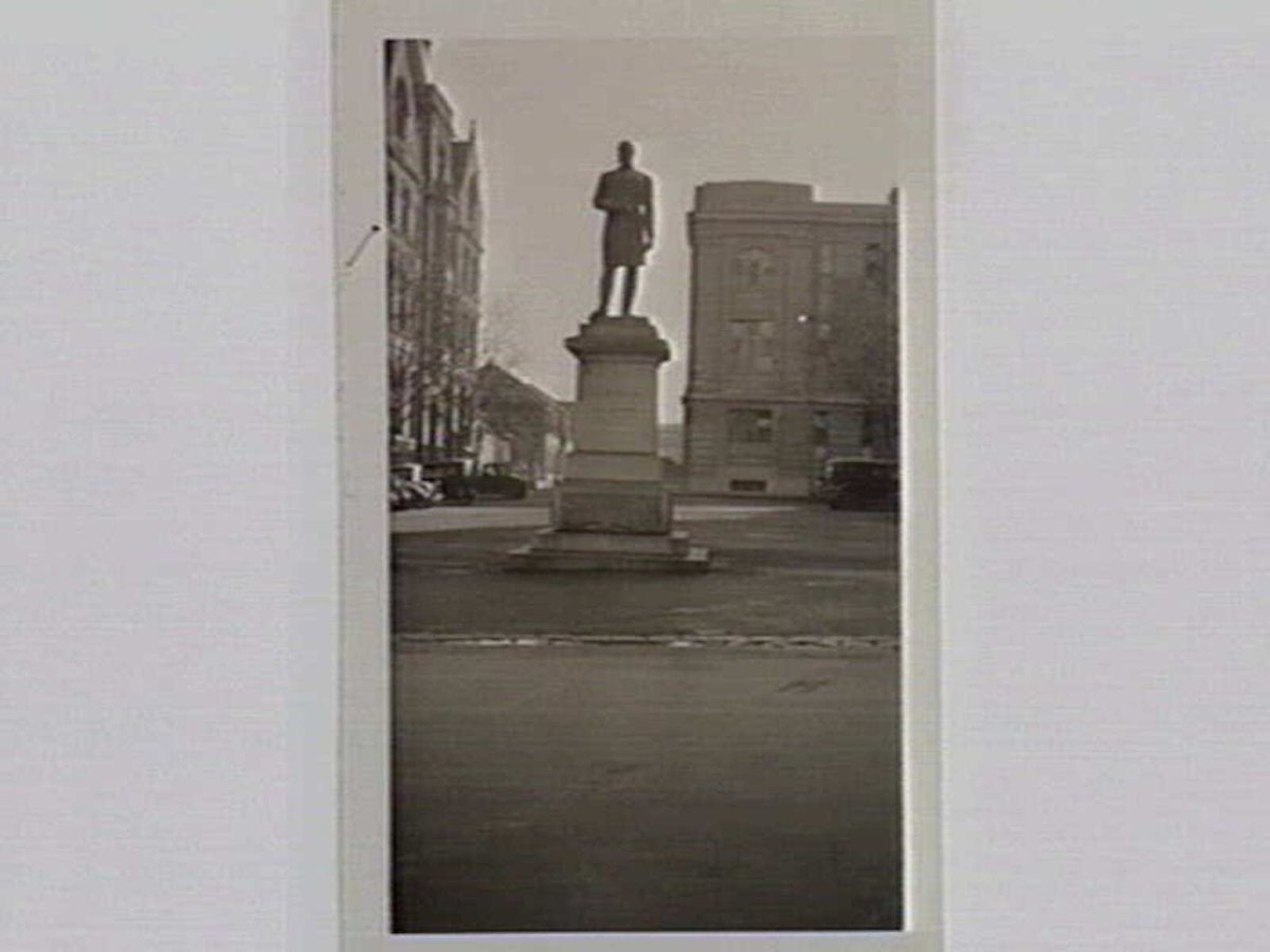 Statue of Francis Ormond, situated at the entrance to RMIT, Latrobe St., Melbourne (1934)