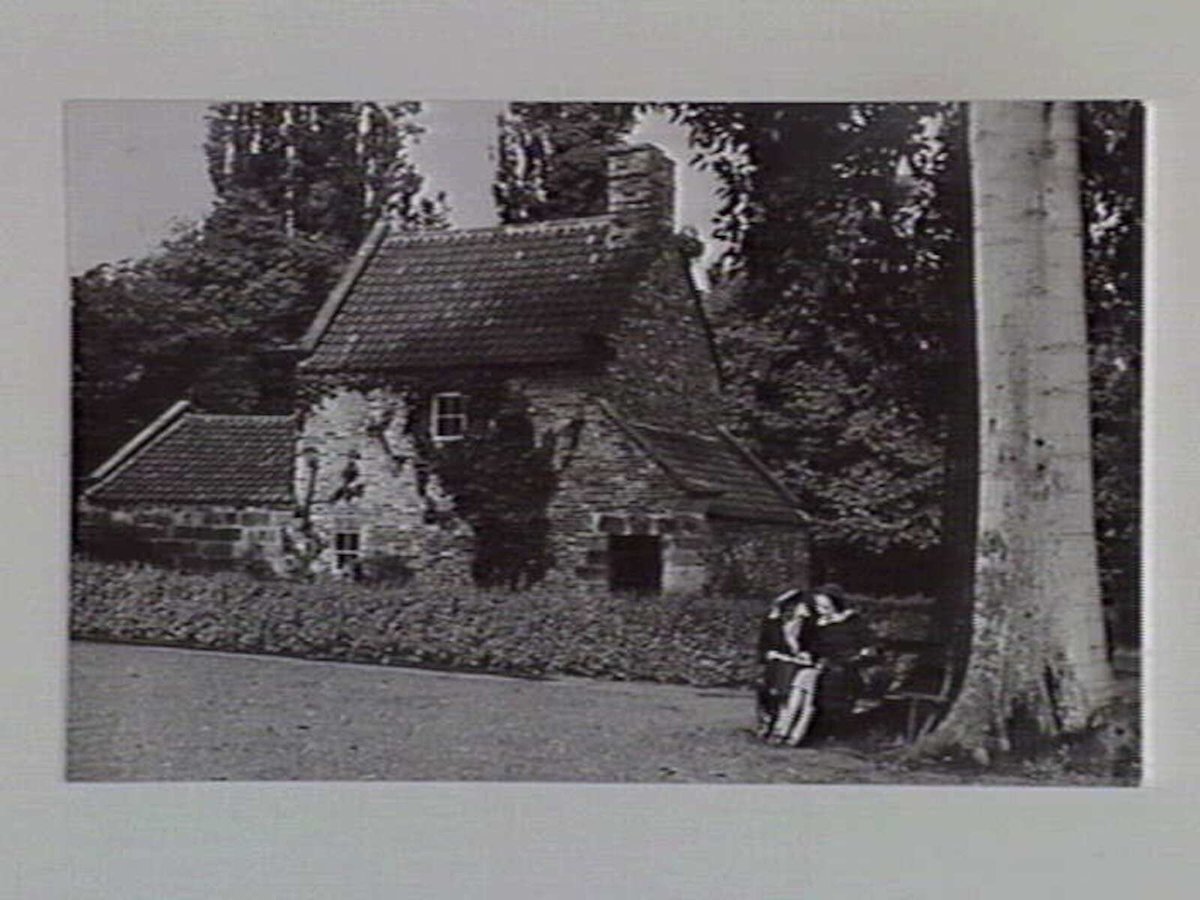Captain Cook's cottage, Fitzroy Gardens, Melbourne, East Melbourne (1939)