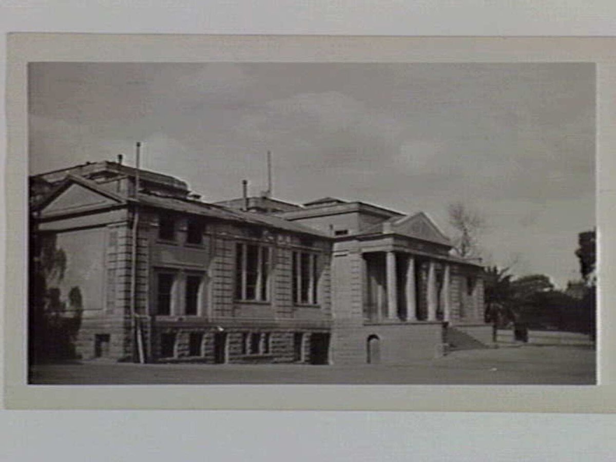Model School, Spring Street facade, Melbourne City (1933)