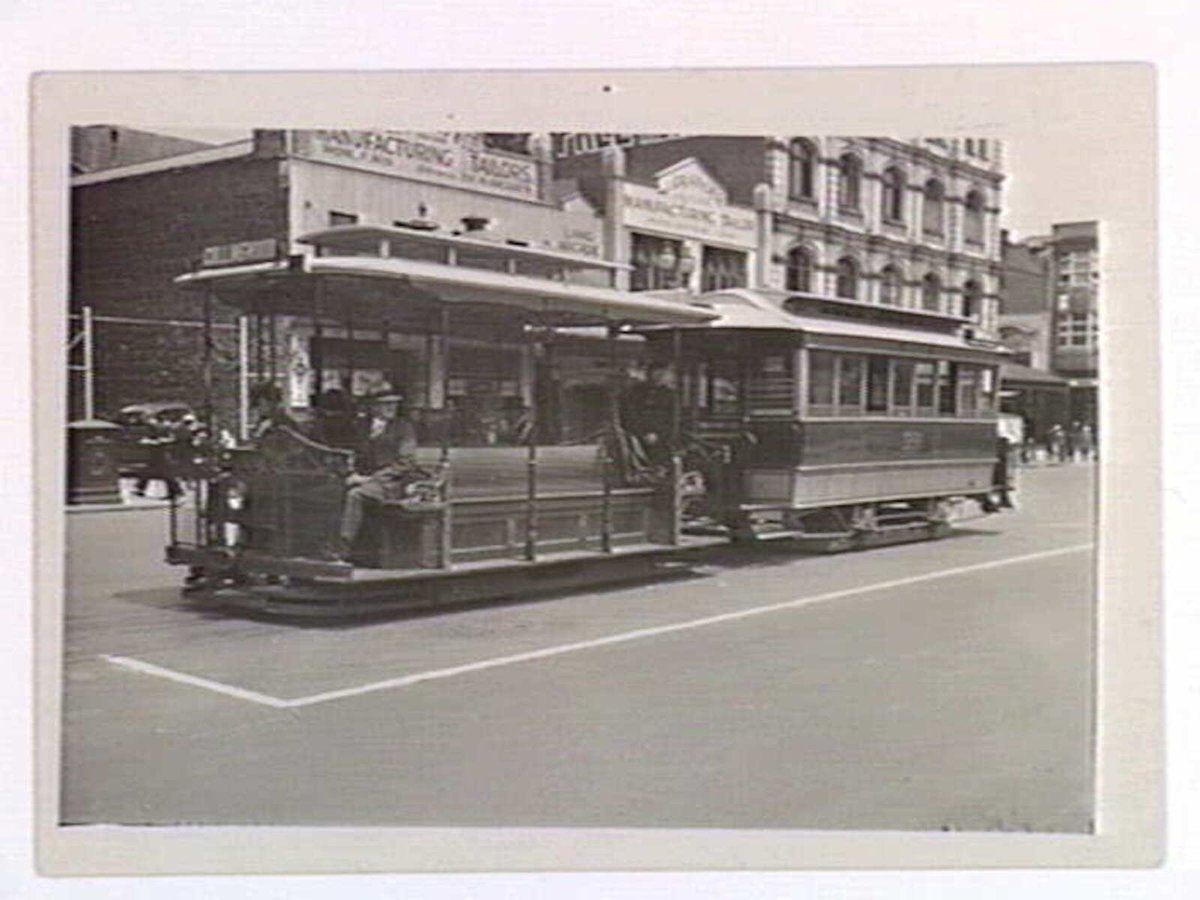 Cable tram in Lonsdale Street (near Elizabeth Street, Melbourne), Melbourne City (c. 1936)