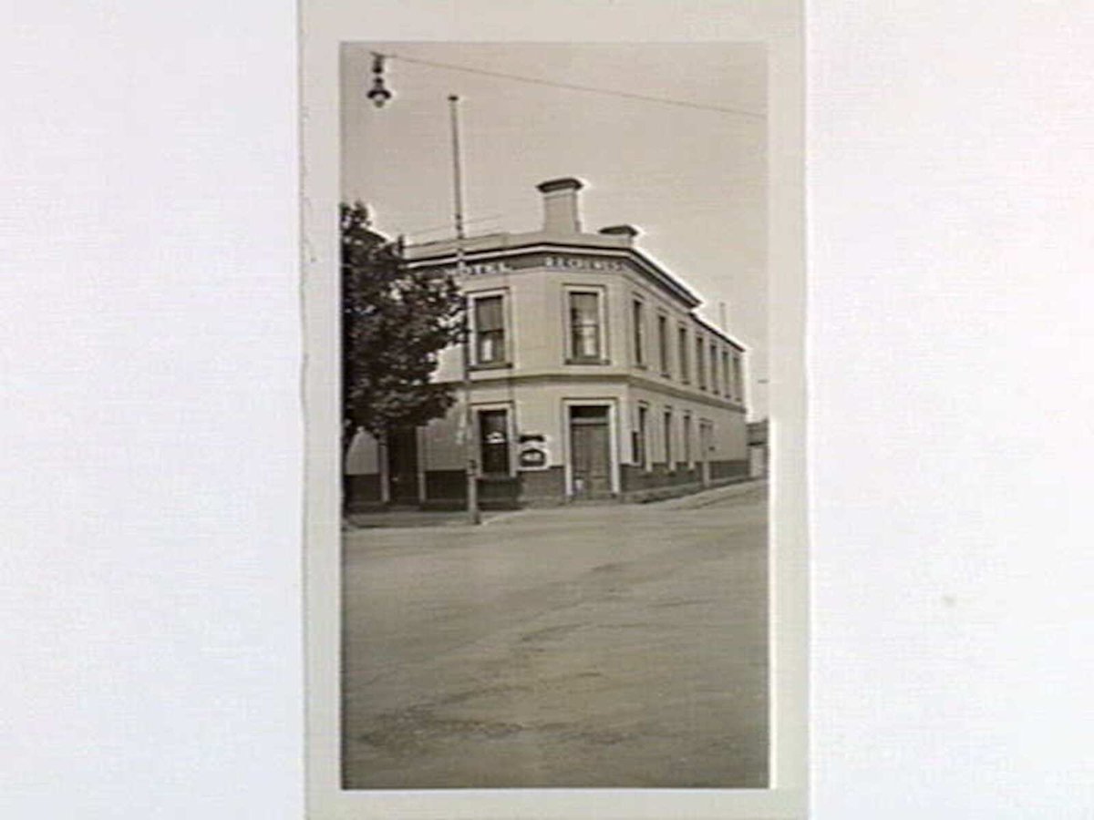 Steam Packet Hotel, site of old Ship Inn, Williamstown, Victoria (1934)