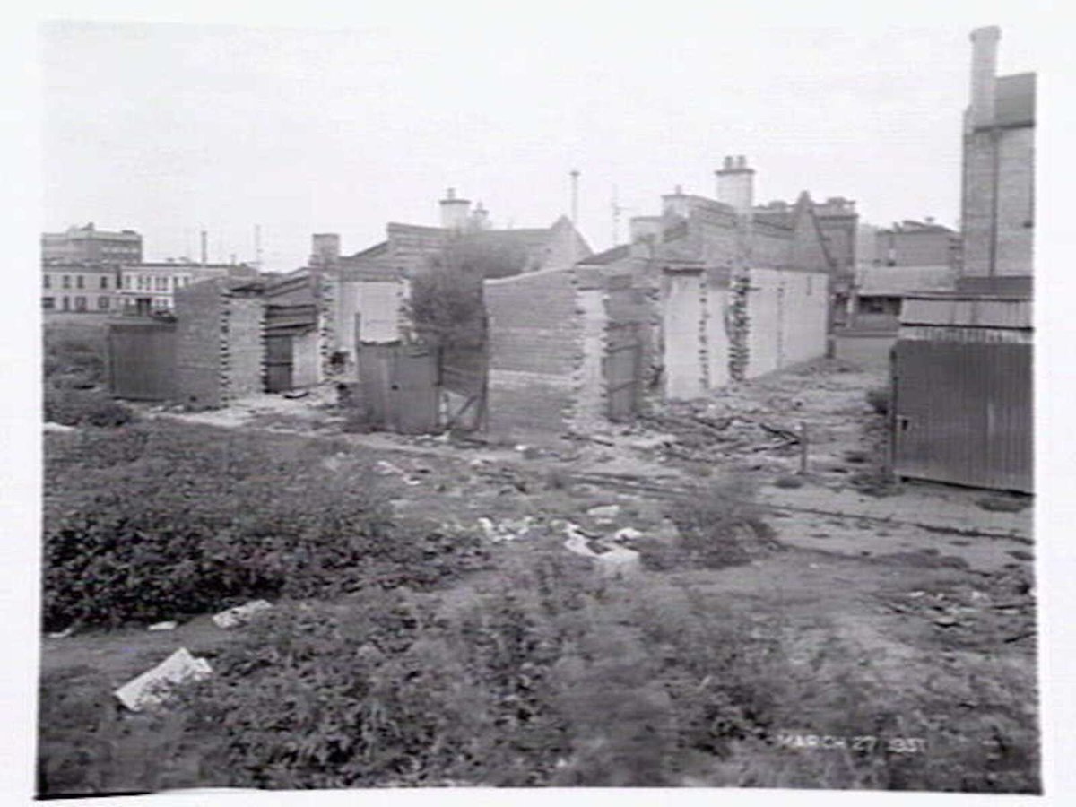 North Melbourne back lane (1951)