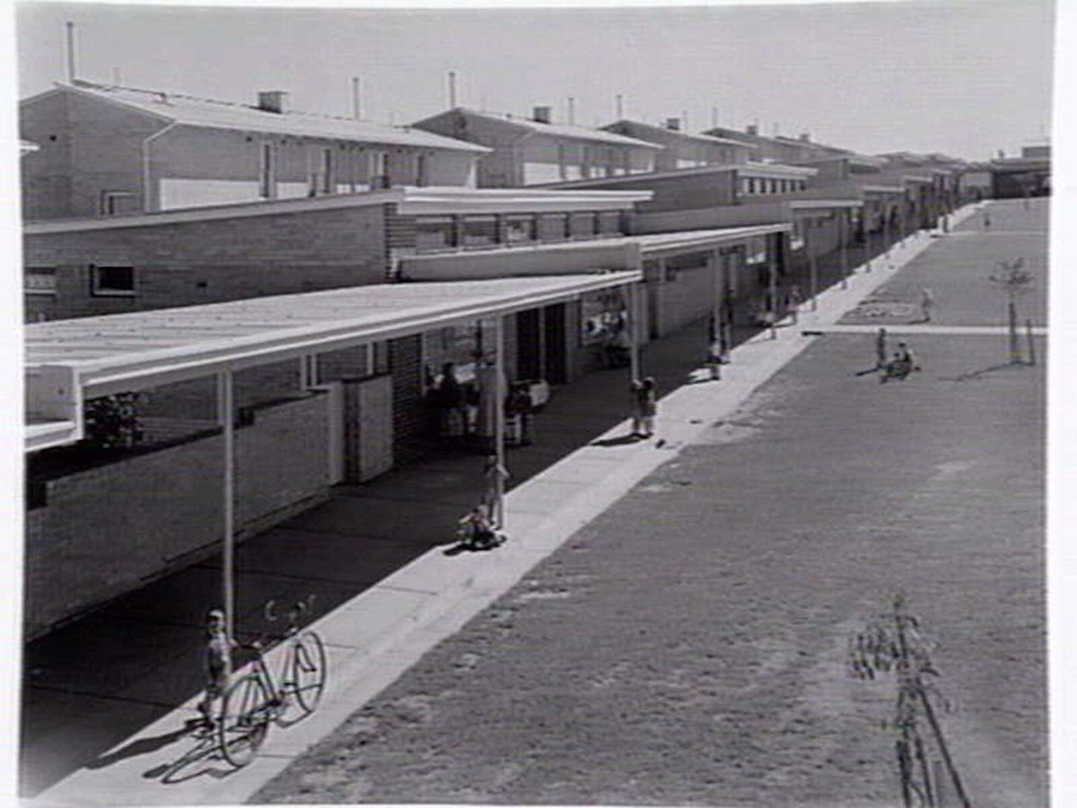 Castlefield Shopping Centre, Hampton, on the Sandringham Estate built by the Housing Commission of Victoria (1950–56)