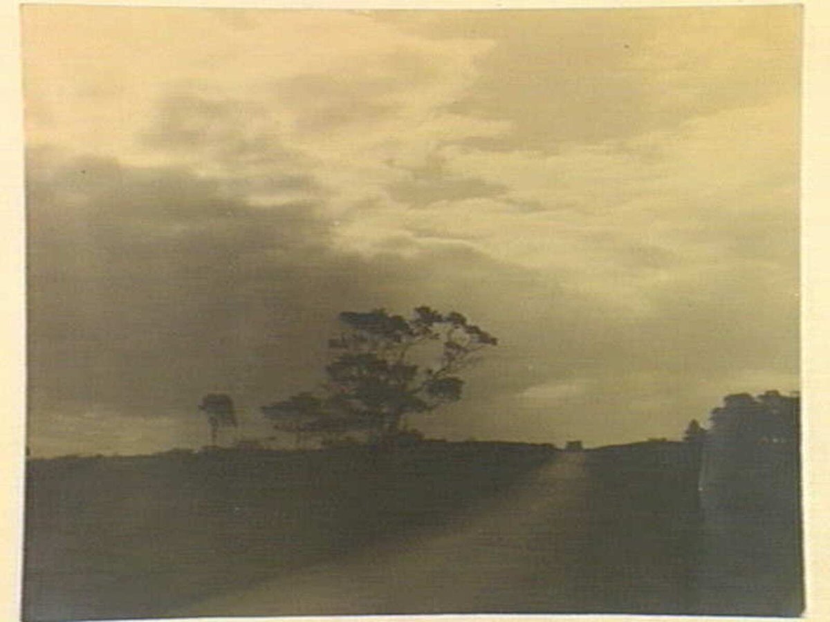 Cloud effect outside Melbourne (c. 1920)