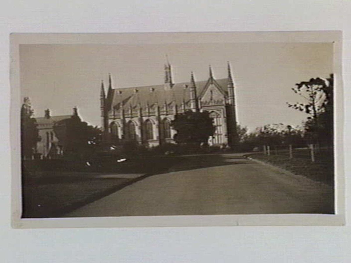 Melbourne University, Parkville (1930)