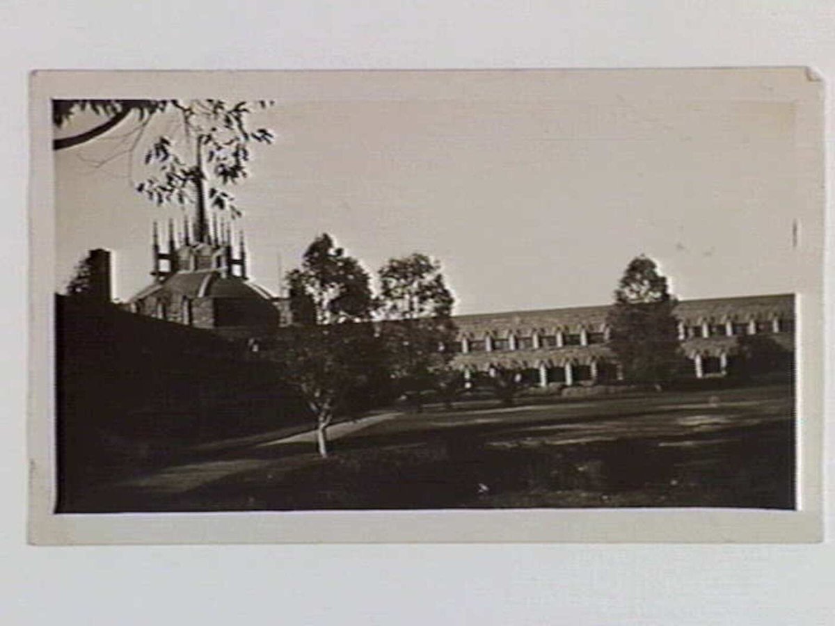 Melbourne University, Parkville (1930)