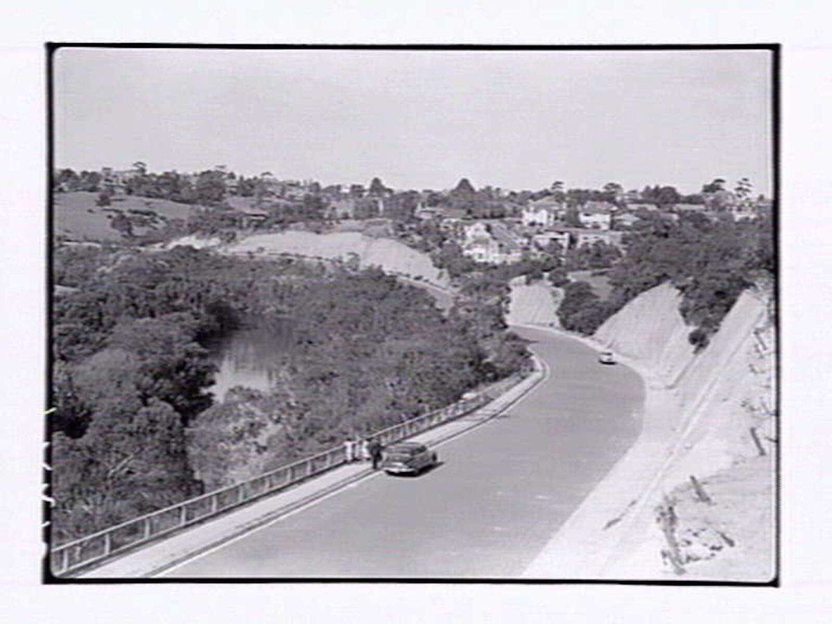 Yarra Boulevard, Kew (1947)