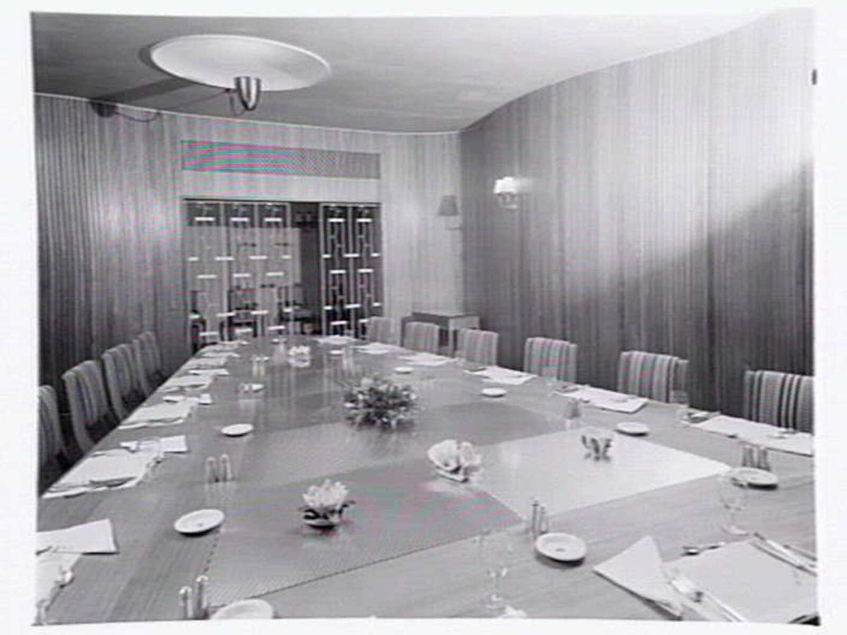 Maple Room, private dining room at the Hotel Australia, 276 Collins St., Melbourne, Melbourne City (1949)
