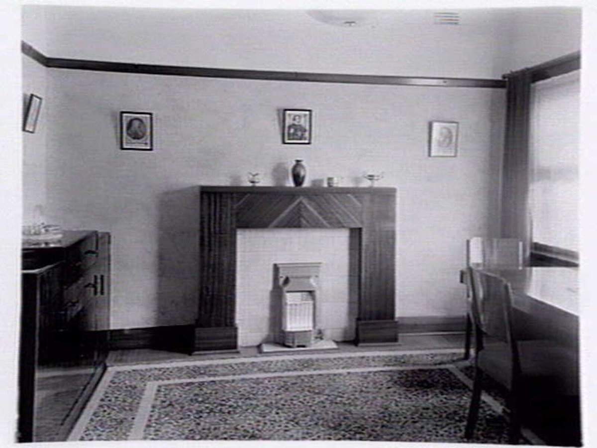 Coates gas heaters installed in office and sitting rooms in Toorak, St. Kilda and Balaclava (1937)