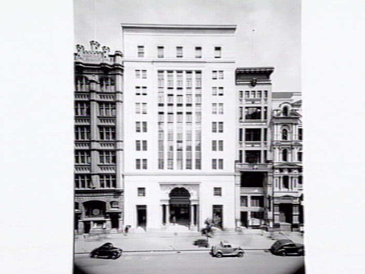 Commercial Bank, 333-347 Collins Street, Melbourne, Melbourne City (1943?)
