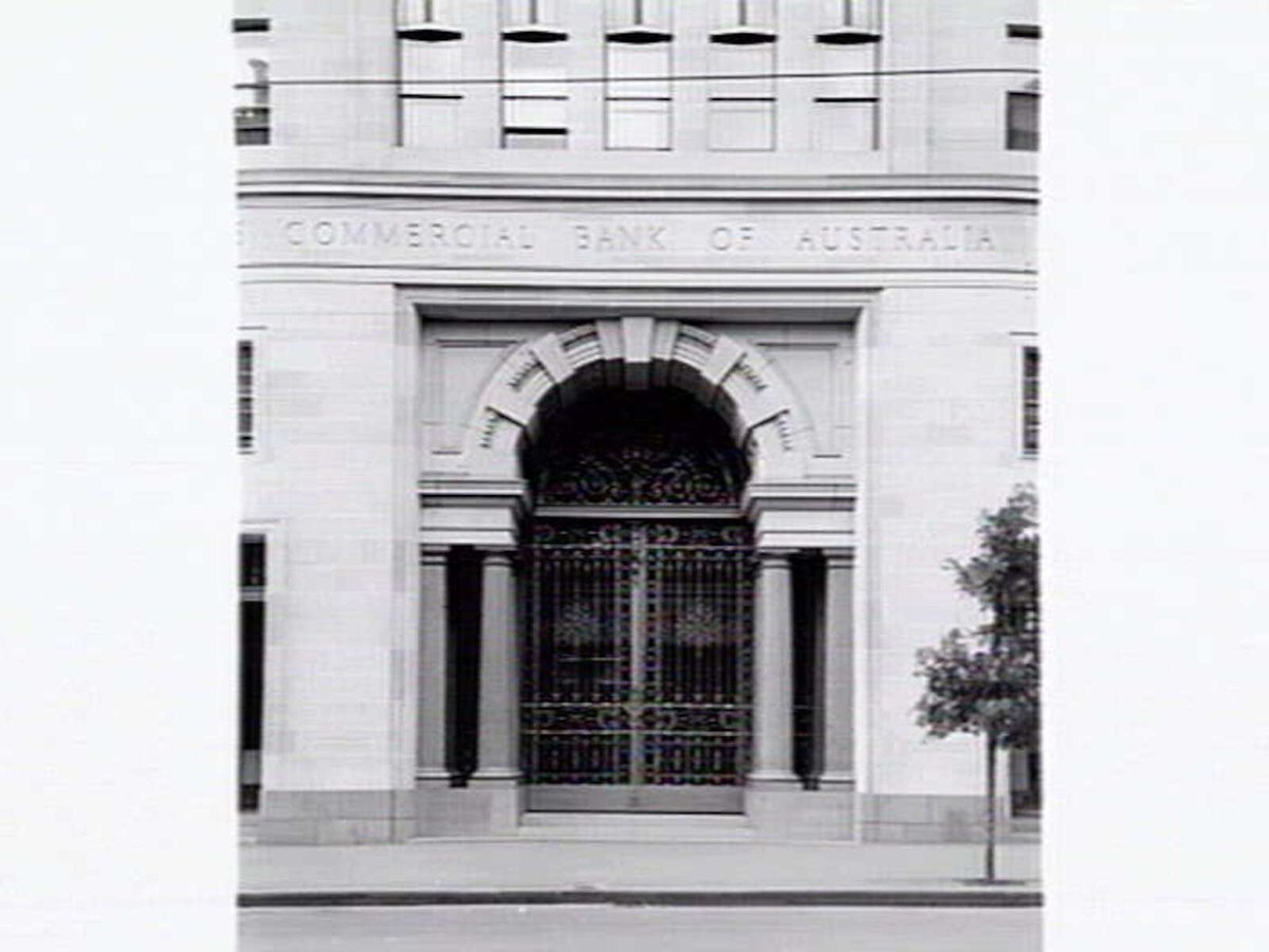 Commercial Bank, 333-347 Collins Street, Melbourne, Melbourne City (1943?)