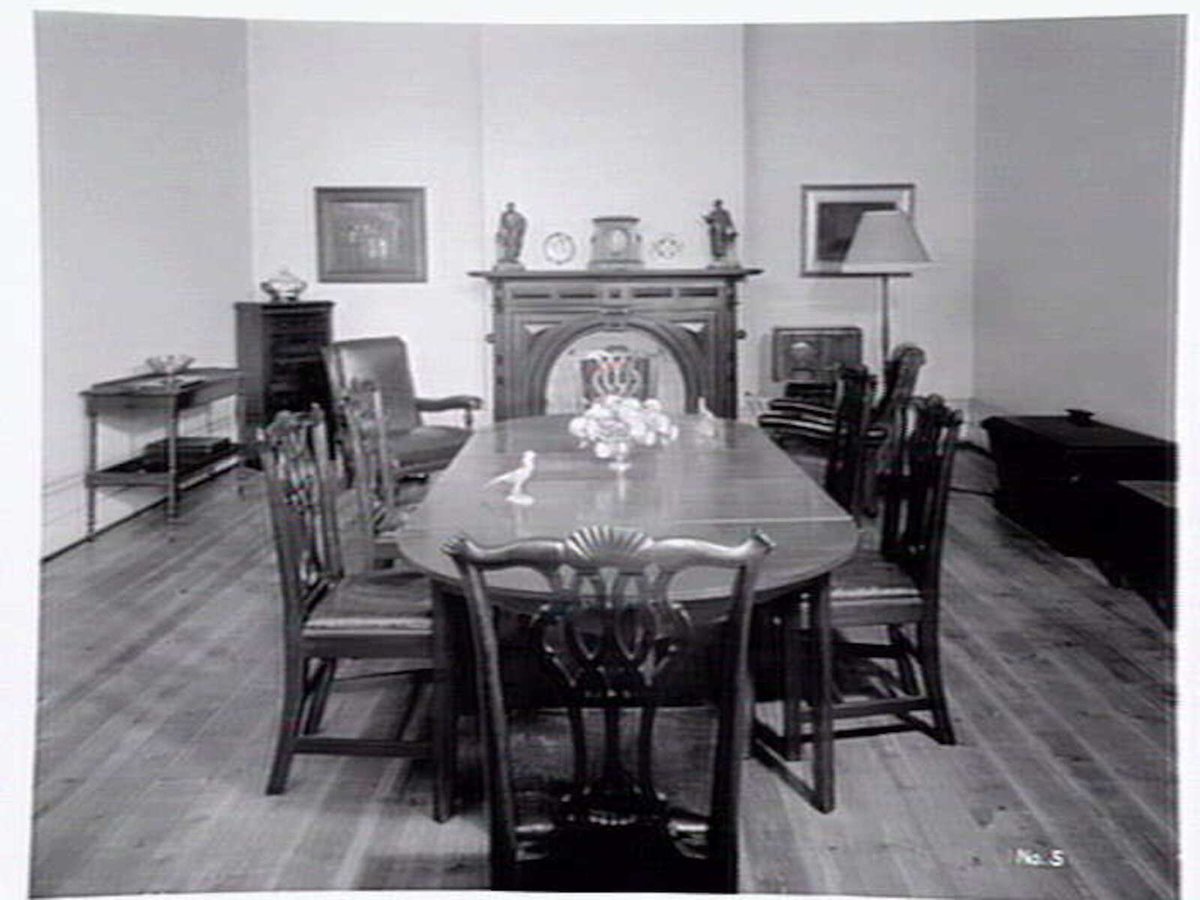 Terrace house, inner suburb of Melbourne (1951–57)