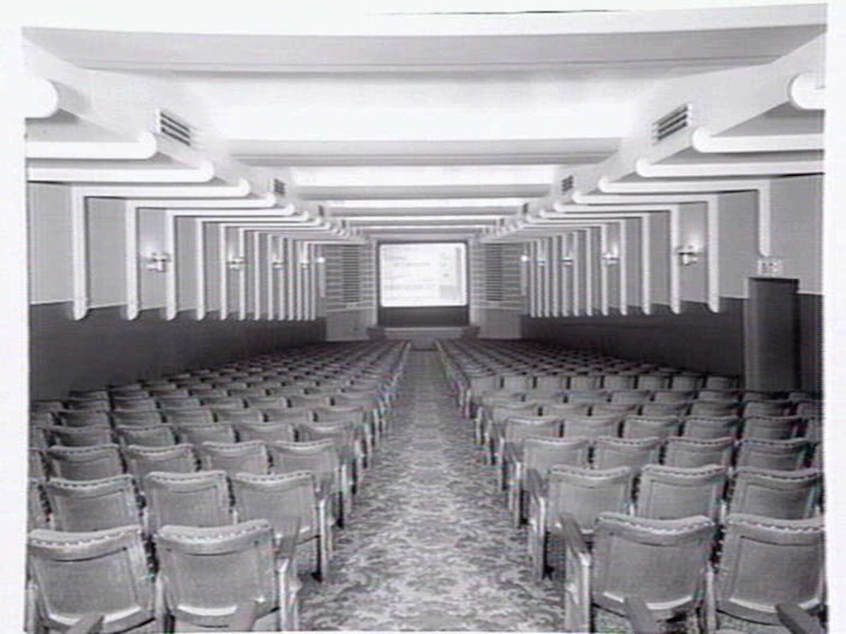 Interior, Australia Theatre and Tatler Newsreel Theatrette, Basement, Hotel Australia, Collins Street, Melbourne, Melbourne City (c. 1954)