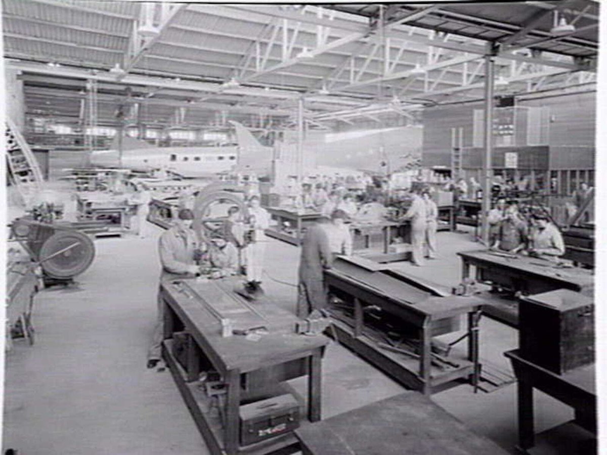 A.N.A. ESSENDON involved in aircraft manufacture for war effort (c. 1943)