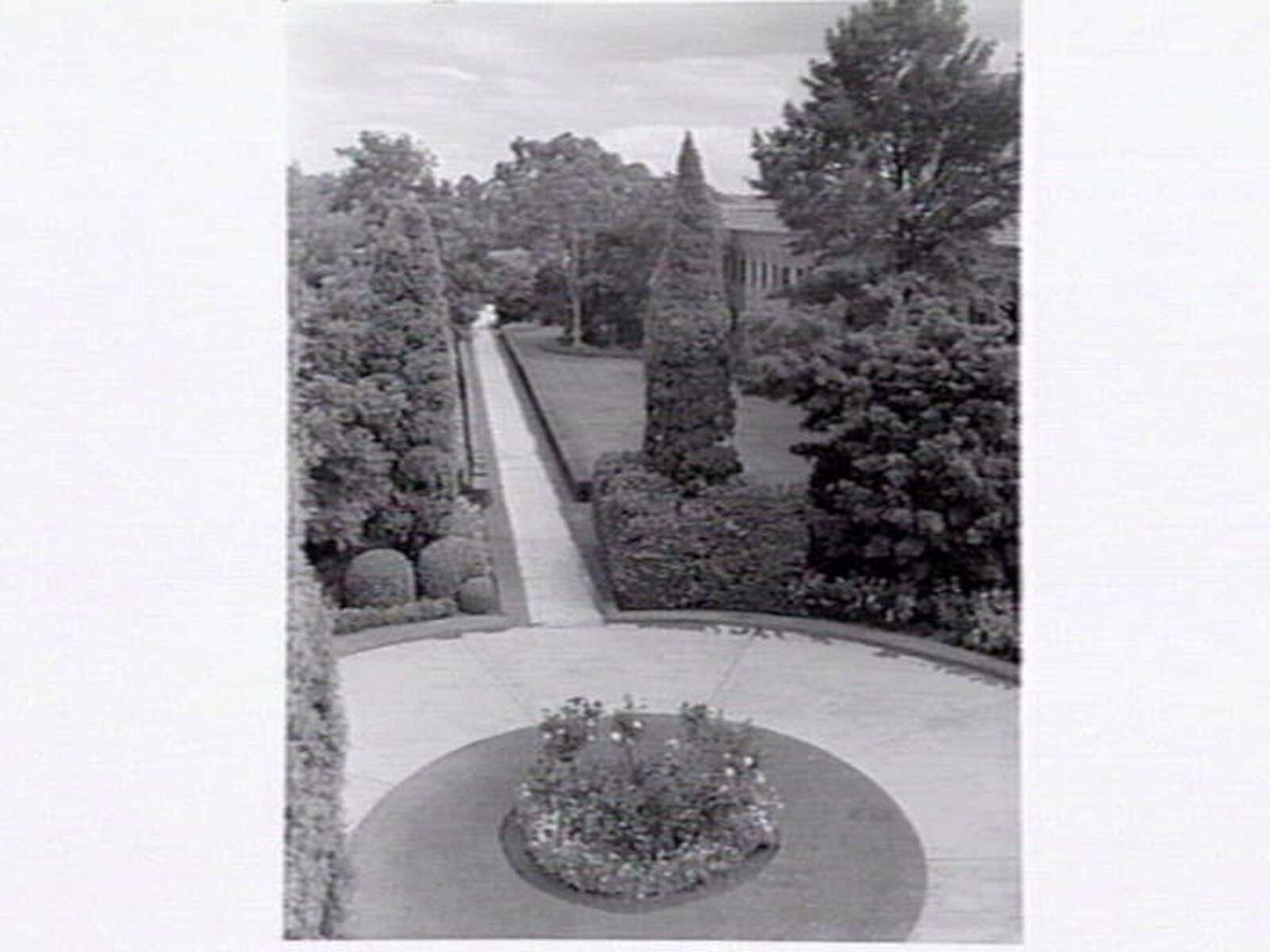 Gardens around Newman Chapel, Melbourne University, Parkville (1945?)