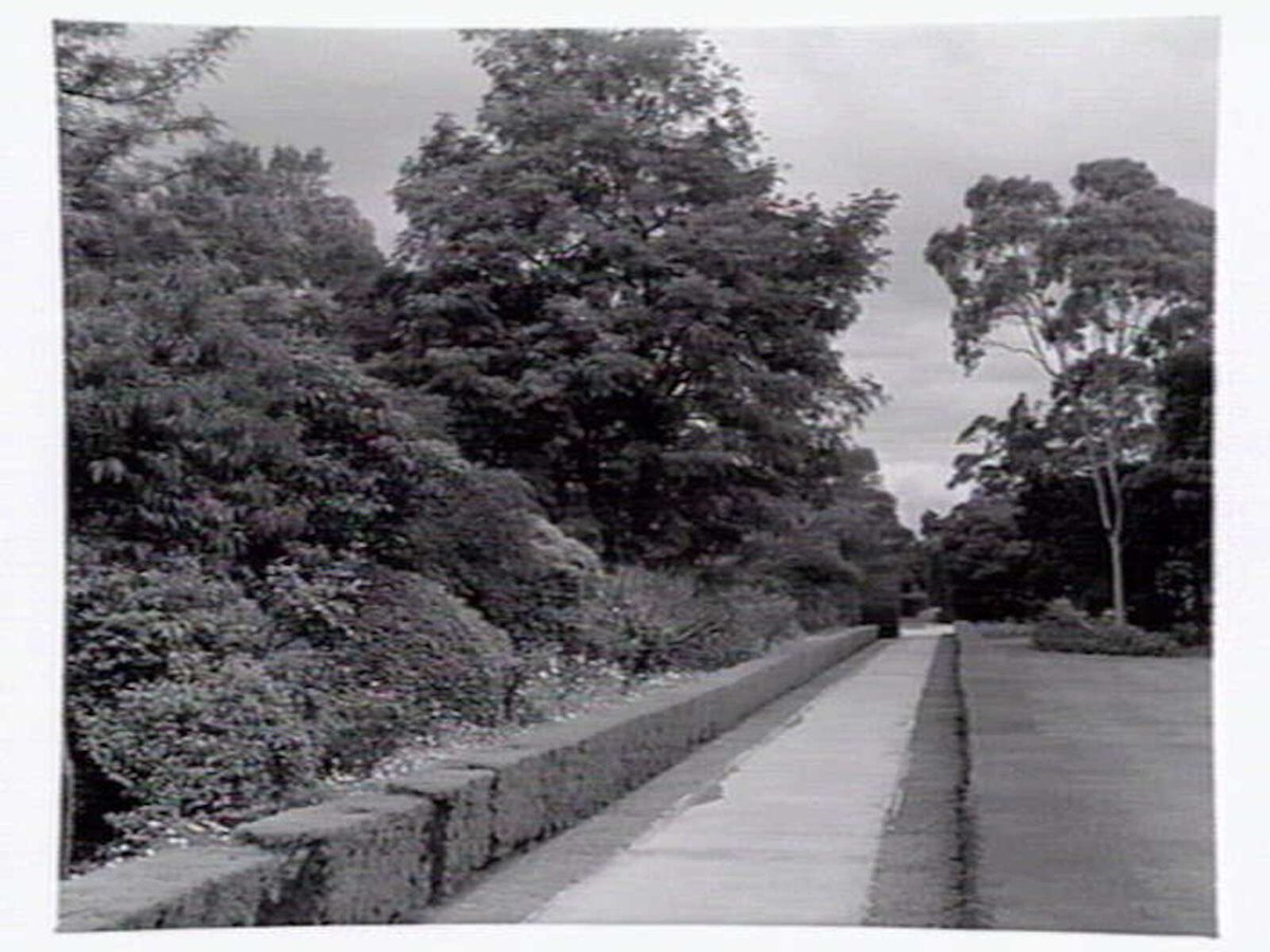 Gardens around Newman Chapel, Melbourne University, Parkville (c. 1945)