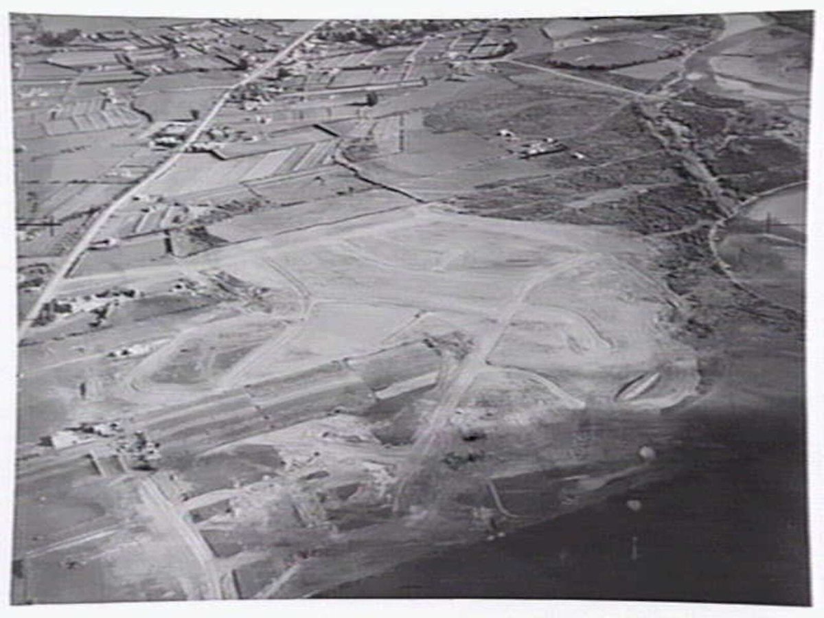 Housing Commission of Victoria aerial views of Burwood Estate (1948)
