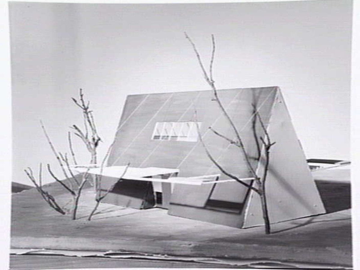 Student model of the Stargazer house built for M. Castle on the corner of Taurus and Aquila Streets North Balwyn, Balwyn North (1952)