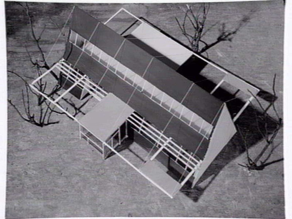 Student model of the Stargazer house built for M. Castle on the corner of Taurus and Aquila Streets North Balwyn, Balwyn North (1952)