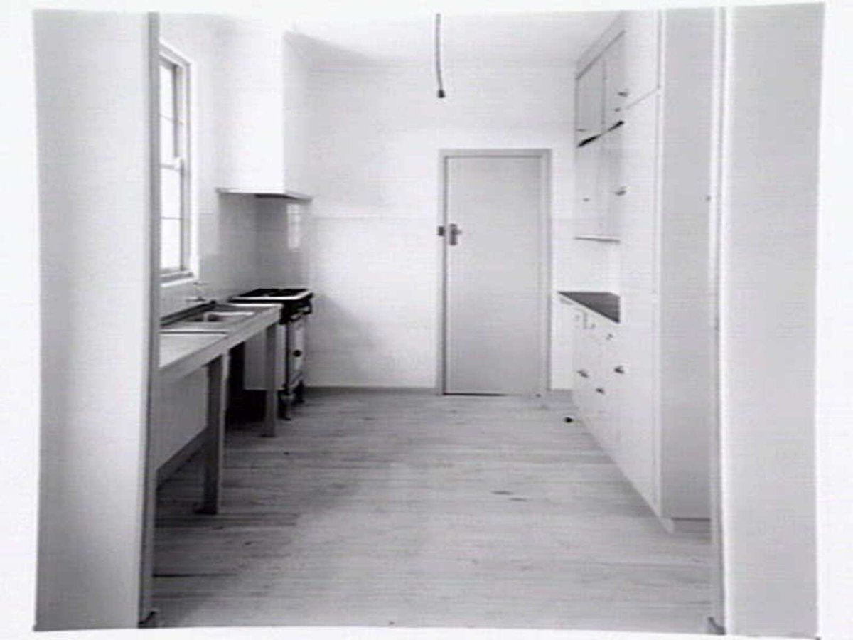 Castlefield Housing Estate in Hampton and East Brighton, designed by Housing Commission of Victoria, Brighton East (1946)