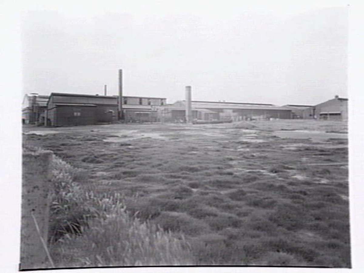 Interior and exterior views and products produced by Parkinson & Cowan Australasia, stove manufacturers of Sunshine Rd. Footscray West (1946)