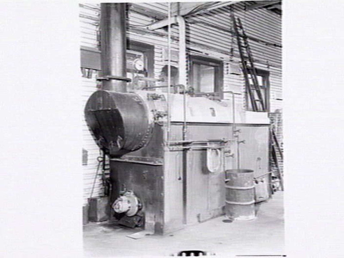 Interior and exterior views and products produced by Parkinson & Cowan Australasia, stove manufacturers of Sunshine Rd. Footscray West (1946)