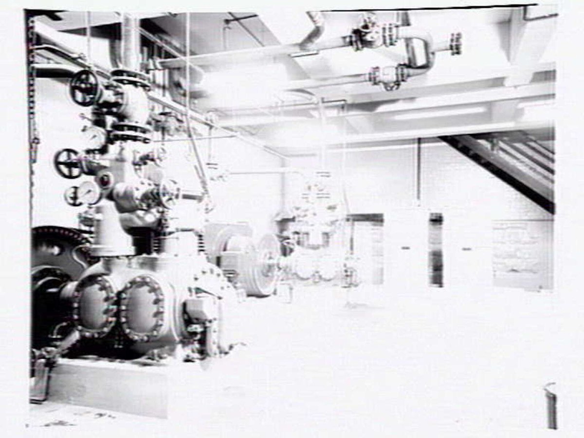 C.U.B. storage containers in Richmond (1954)