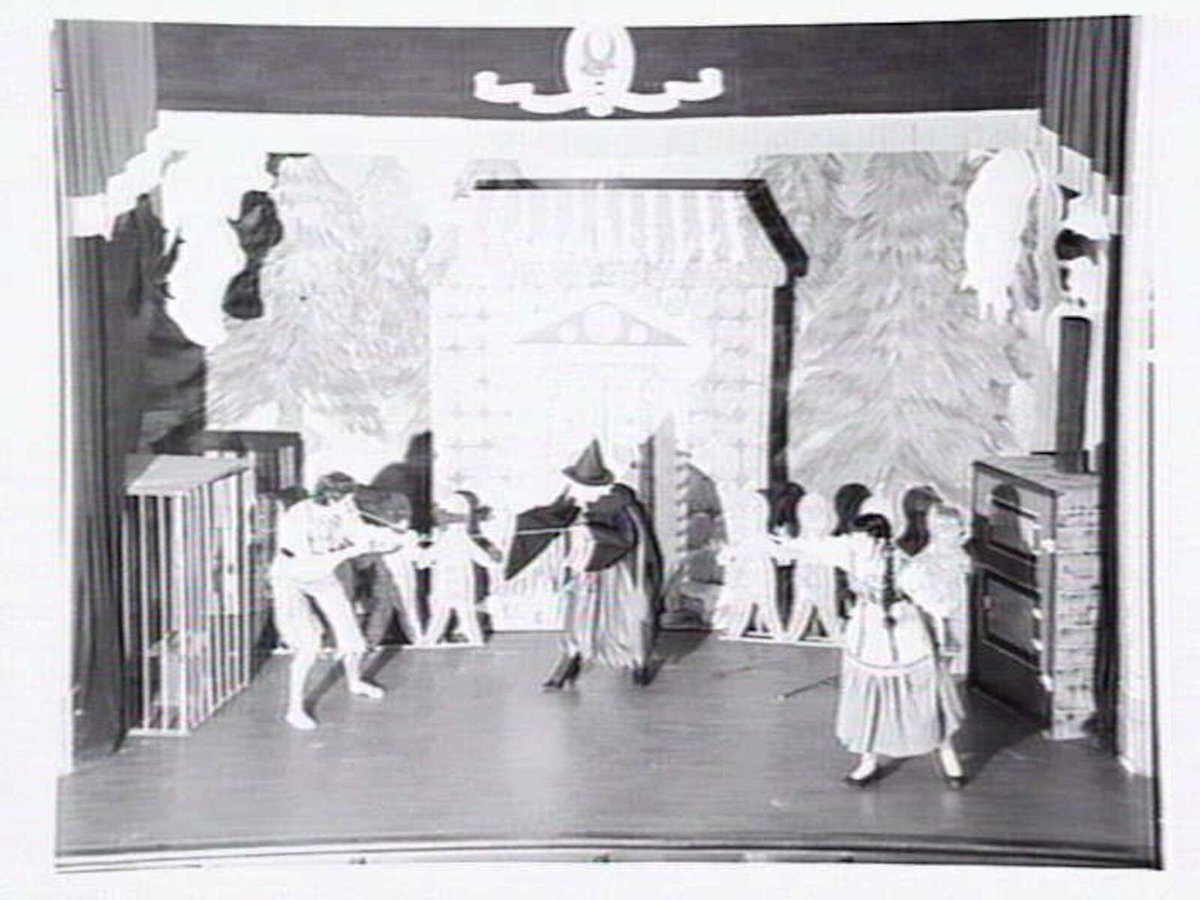Emily McPherson College, Melbourne (1954)