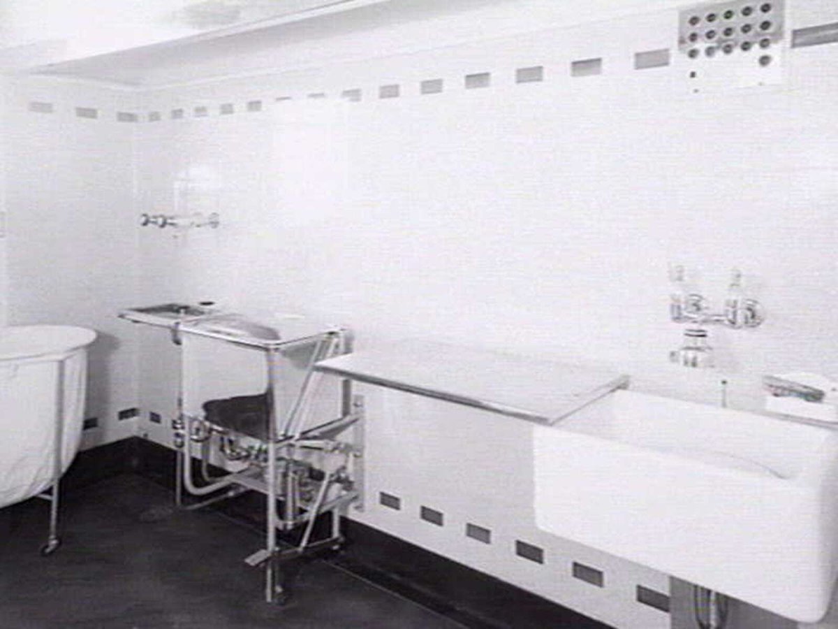 Facilities and services at the Mercy Hospital, East Melbourne (1936)